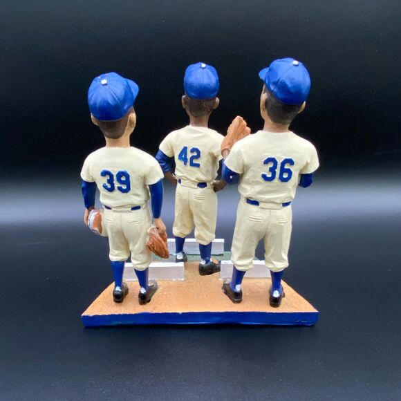 Dodgers Legends Statue – Robinson, Campanella, Newcombe - Picture 3 of 9